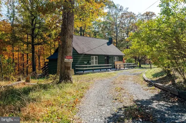 115 Risk Rd, New Market