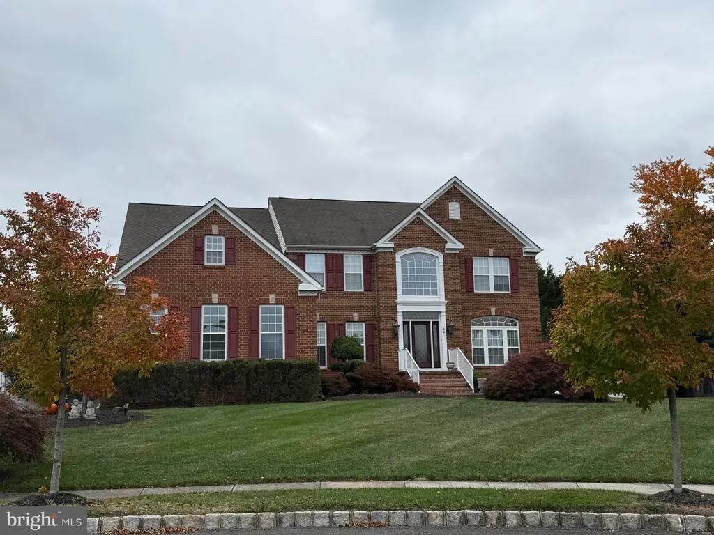 14 Scalia Ct, HAMILTON