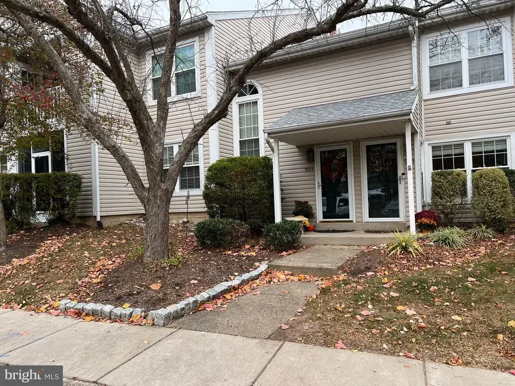 9015 Heritage Dr #8, SOUTHAMPTON
