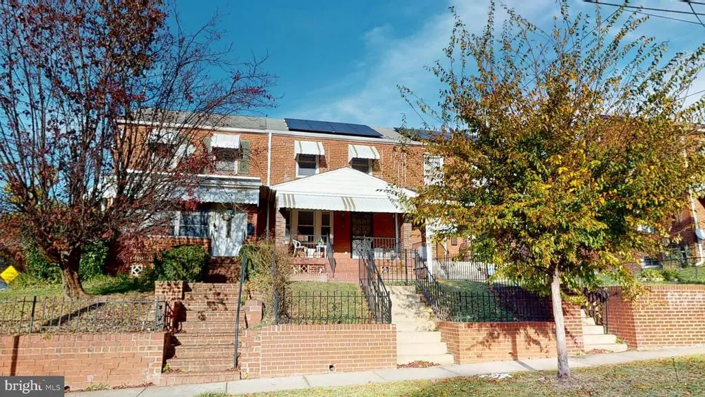 2202 U Pl Se, WASHINGTON