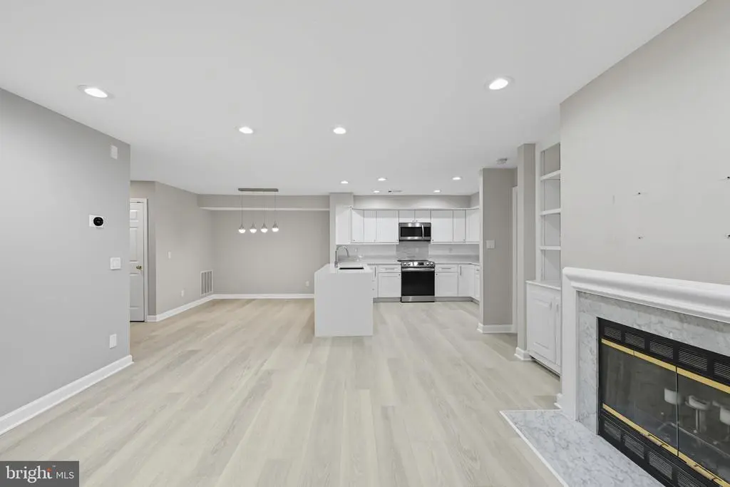 12008 Ridge Knoll Dr #507a, FAIRFAX