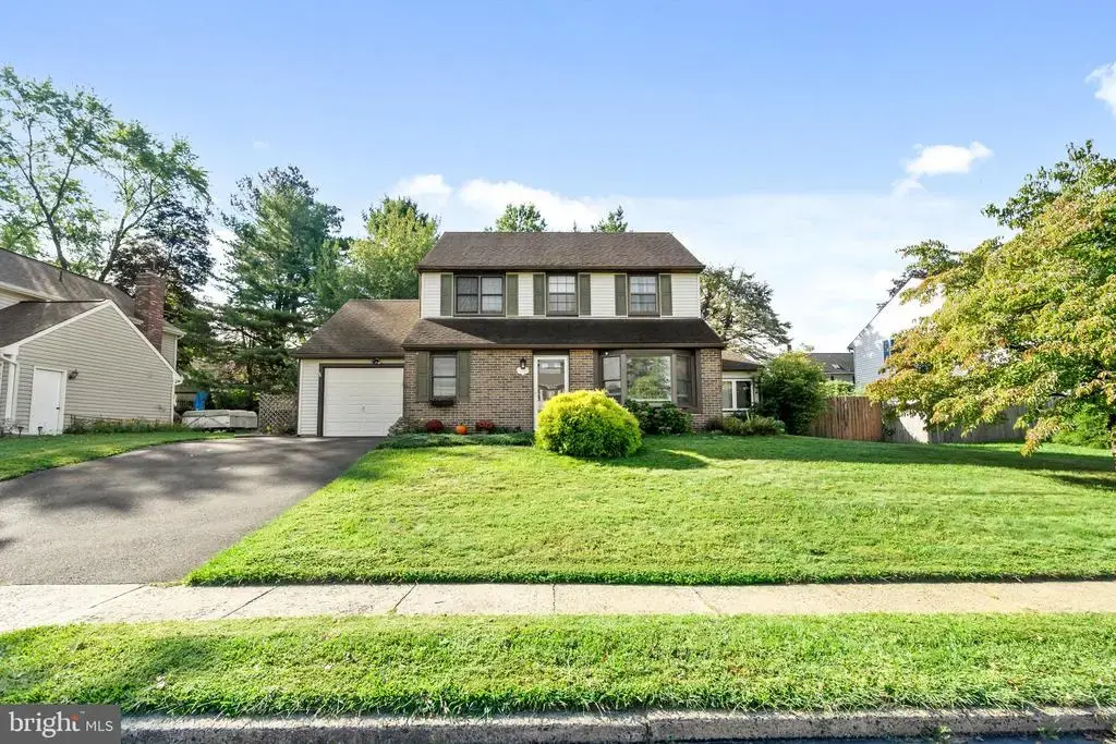 18 Essex Ln, LANGHORNE