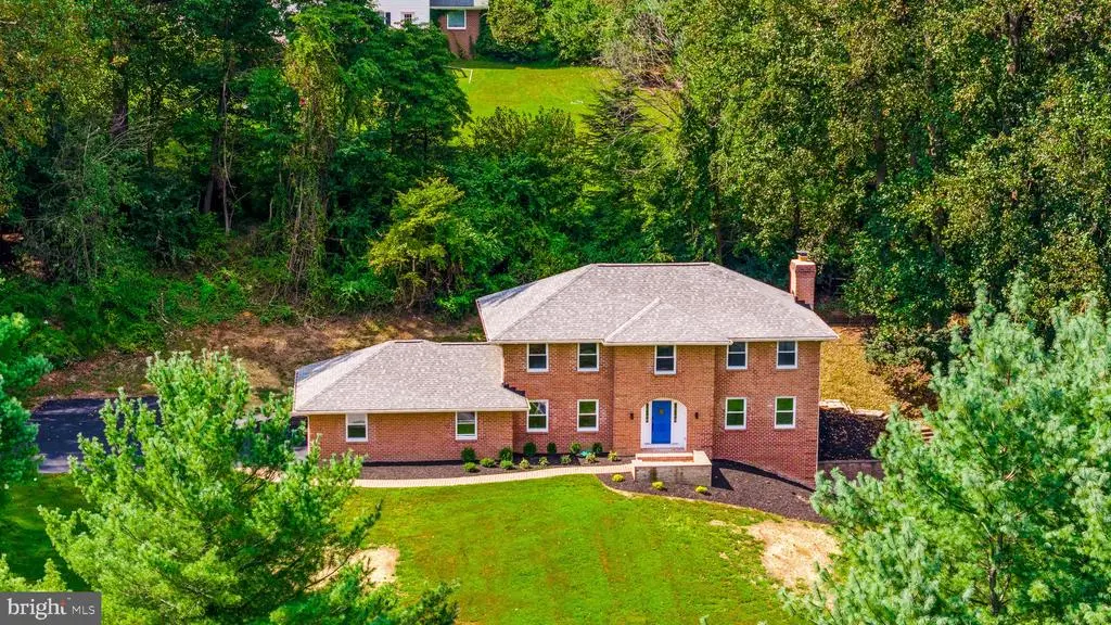 4 7 Springs Ct, Phoenix