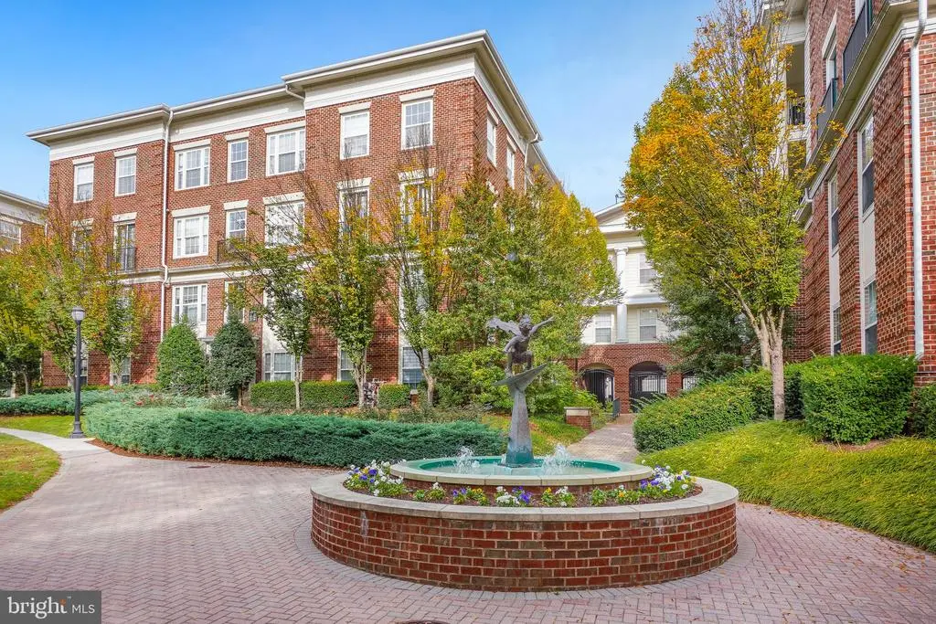 27 Booth St #345, Gaithersburg