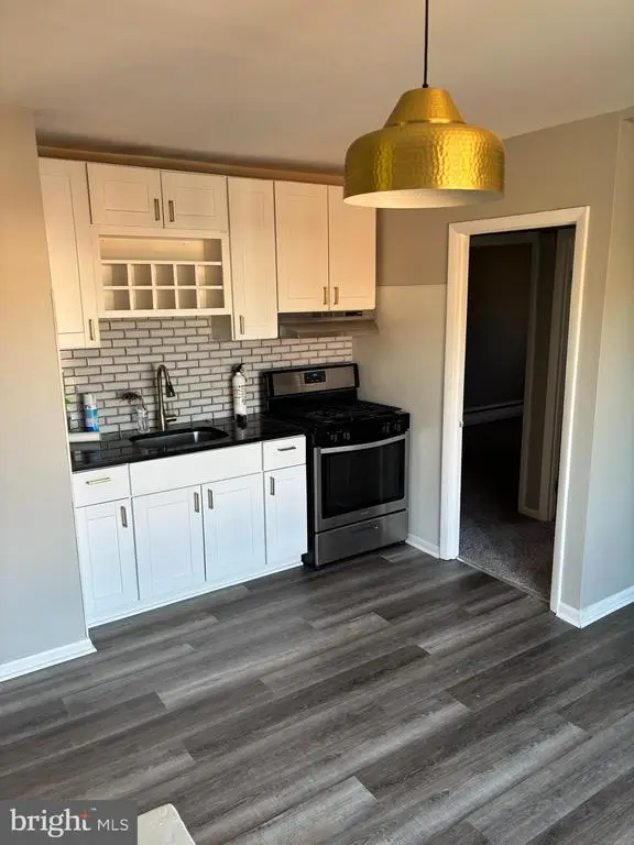 707 Spruce St, Collingdale