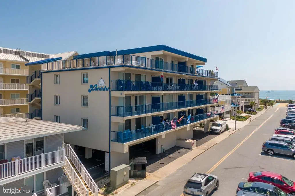 8 89th St #402, Ocean City