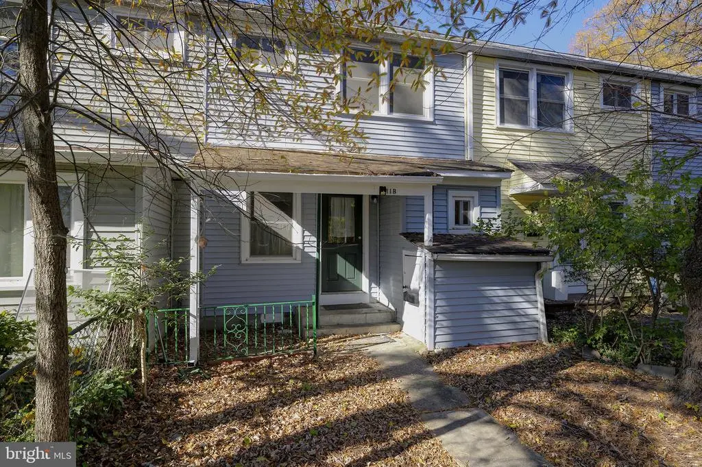 11-b Southway, Greenbelt