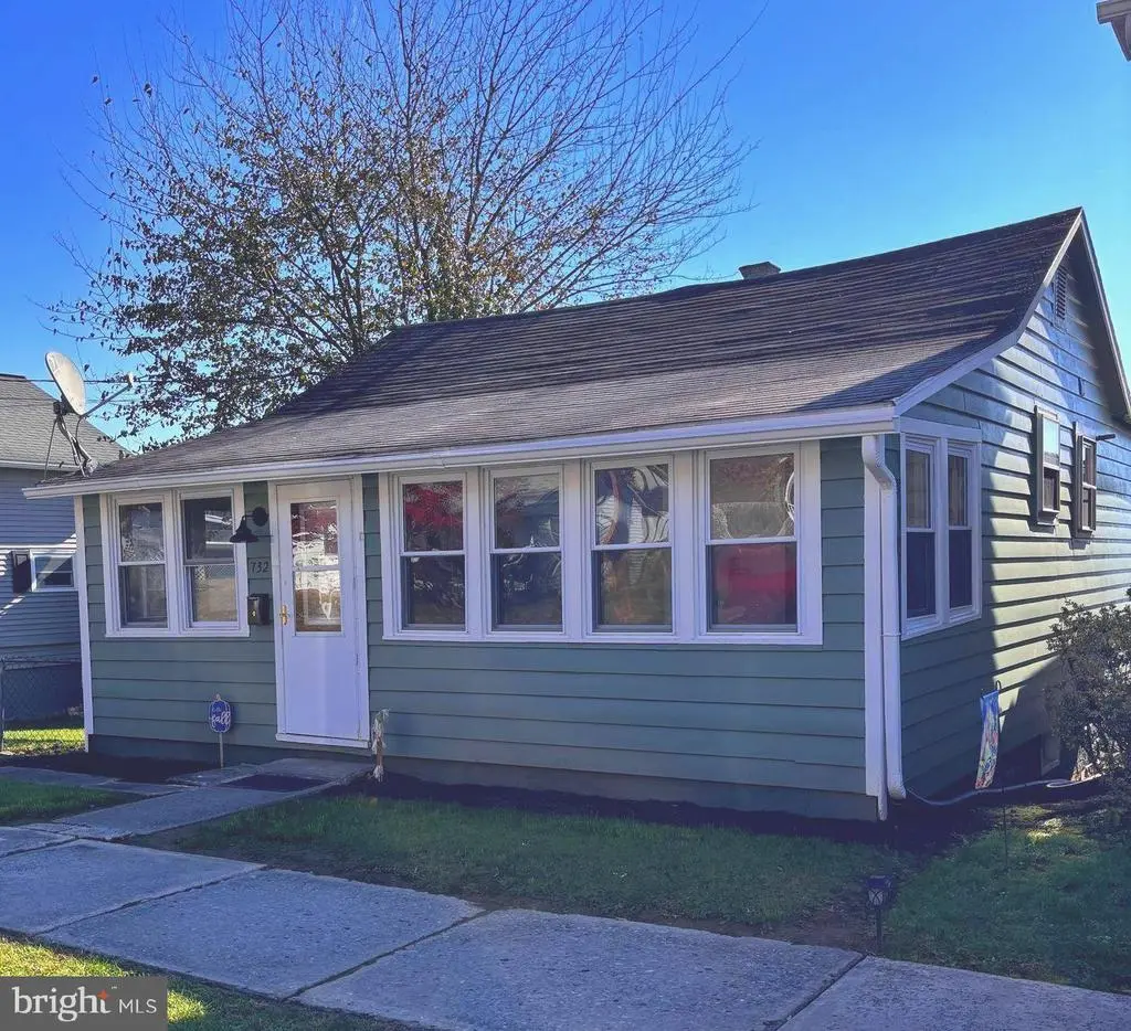 732 W 6th St, LEWISTOWN