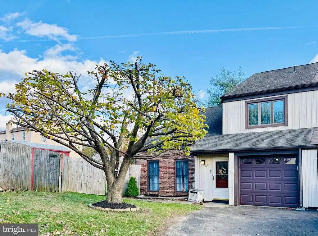 29 Log Pond Dr, HORSHAM