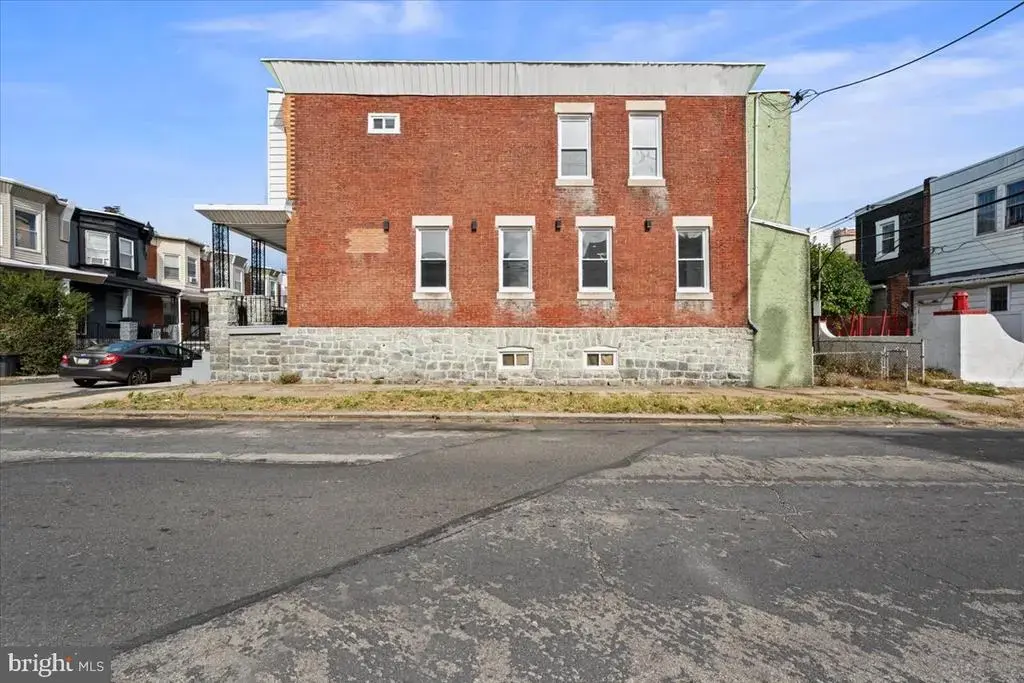 121 S Alden St, PHILADELPHIA