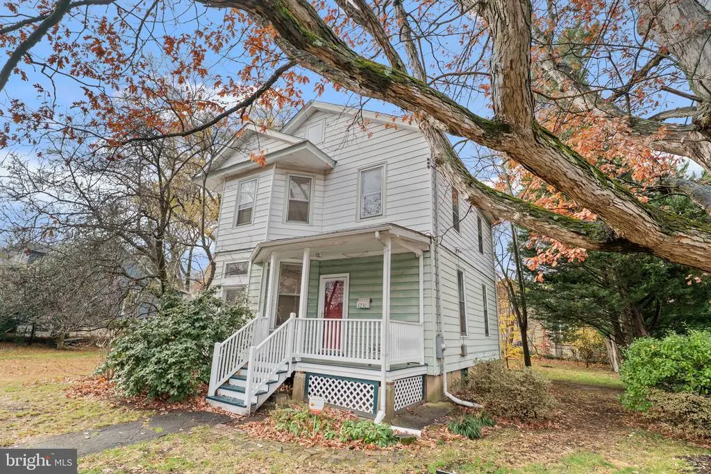 4230 31st St, Mount Rainier