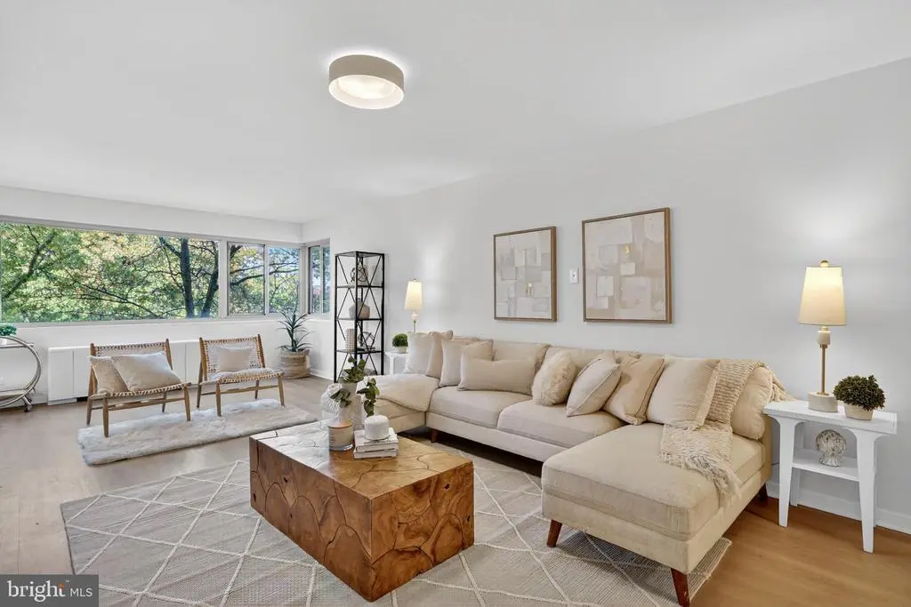 Photo of Listing #DCDC2230110