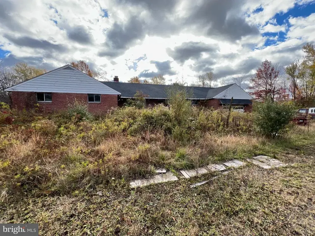 820 Green St, HILLTOWN TWP