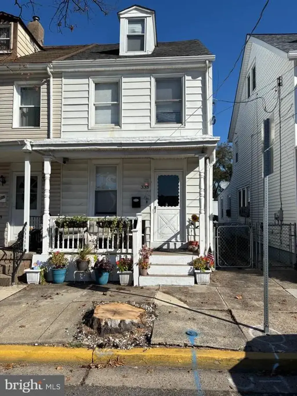 333 Walnut St, BRISTOL