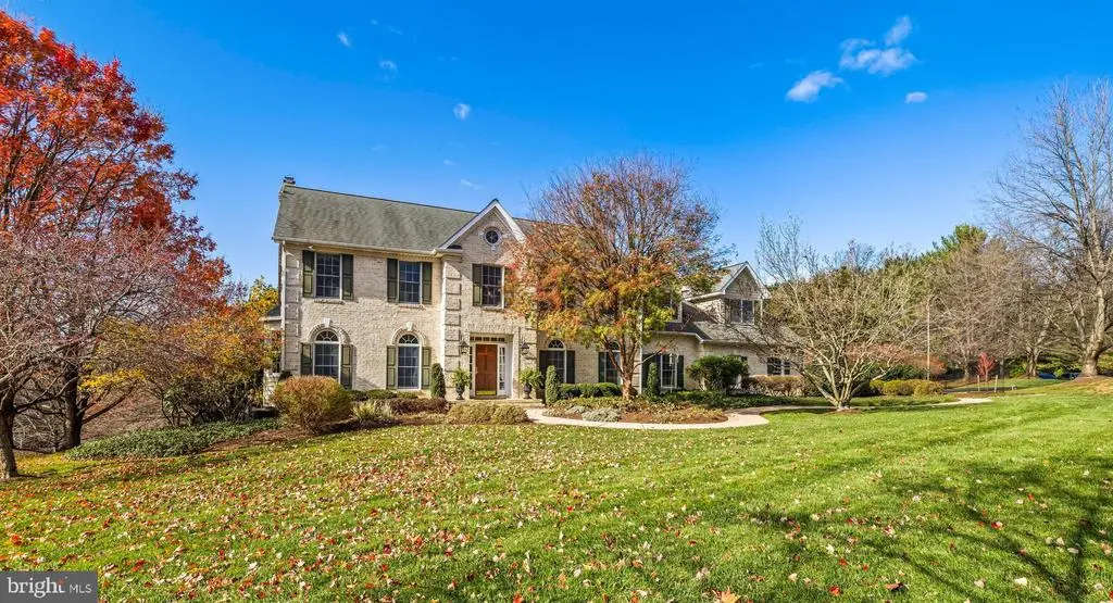 2 Hillsyde Ct, Cockeysville