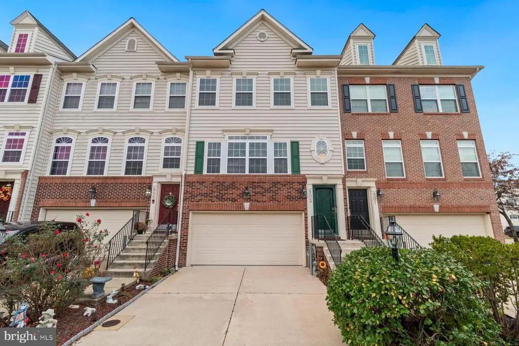 903 Indigo Bunting Ln, Glen Burnie