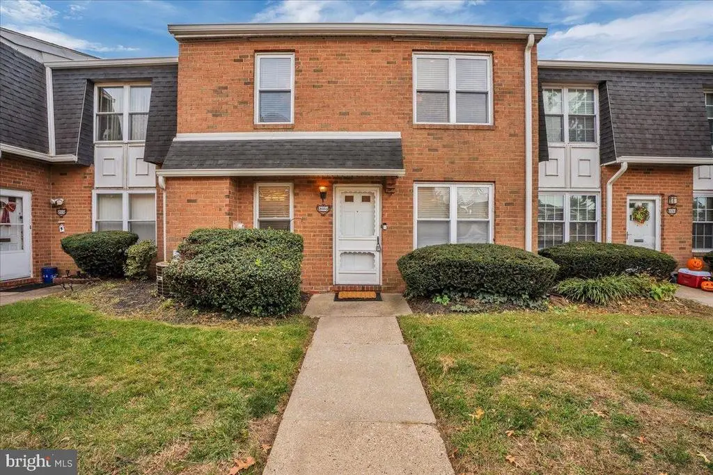 2034 Harbour Dr, PALMYRA