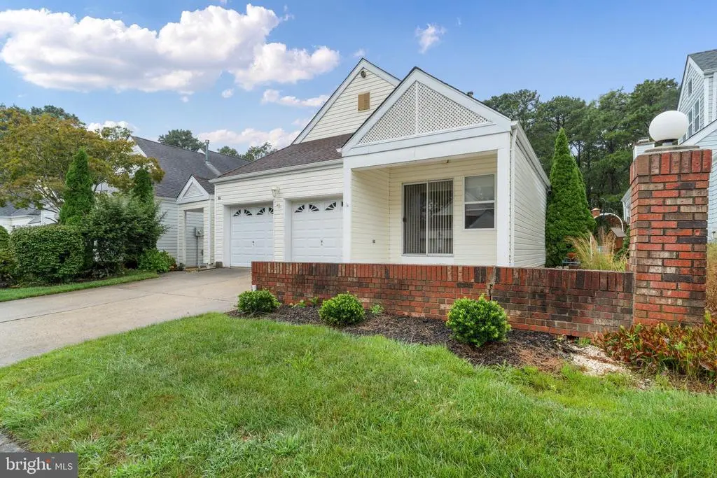 96 Deerfield Dr, MANAHAWKIN