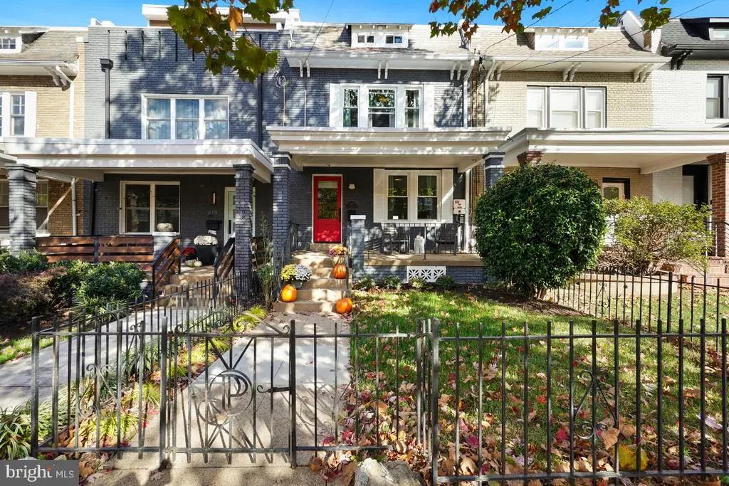 417 Emerson St Nw, WASHINGTON