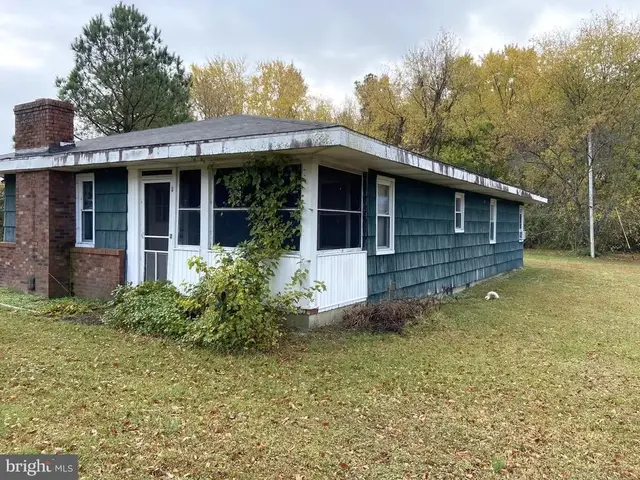 9010 Elks Rd, Seaford