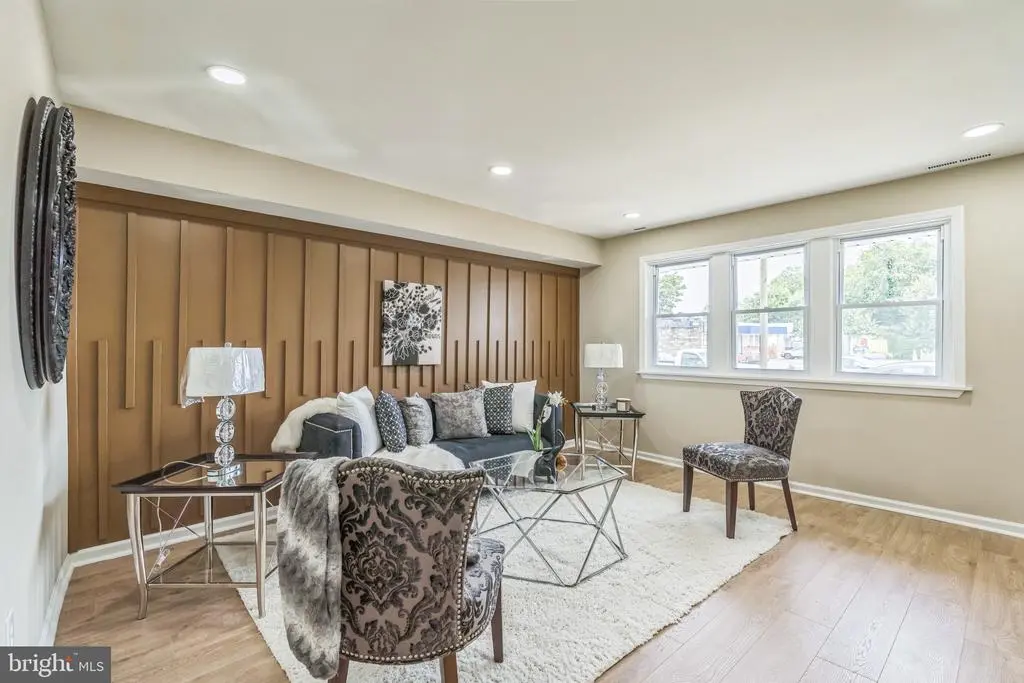 5734 Harbison Ave, PHILADELPHIA