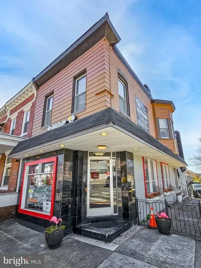 4032 Falls Rd, Baltimore