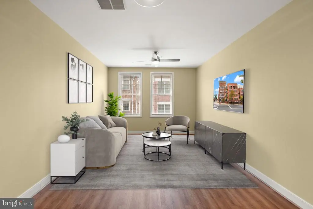 181 E Reed Ave #206, ALEXANDRIA