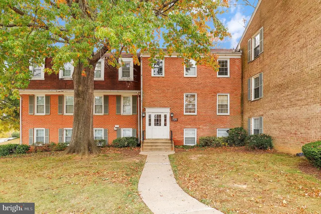 724 Quince Orchard Blvd #202, Gaithersburg