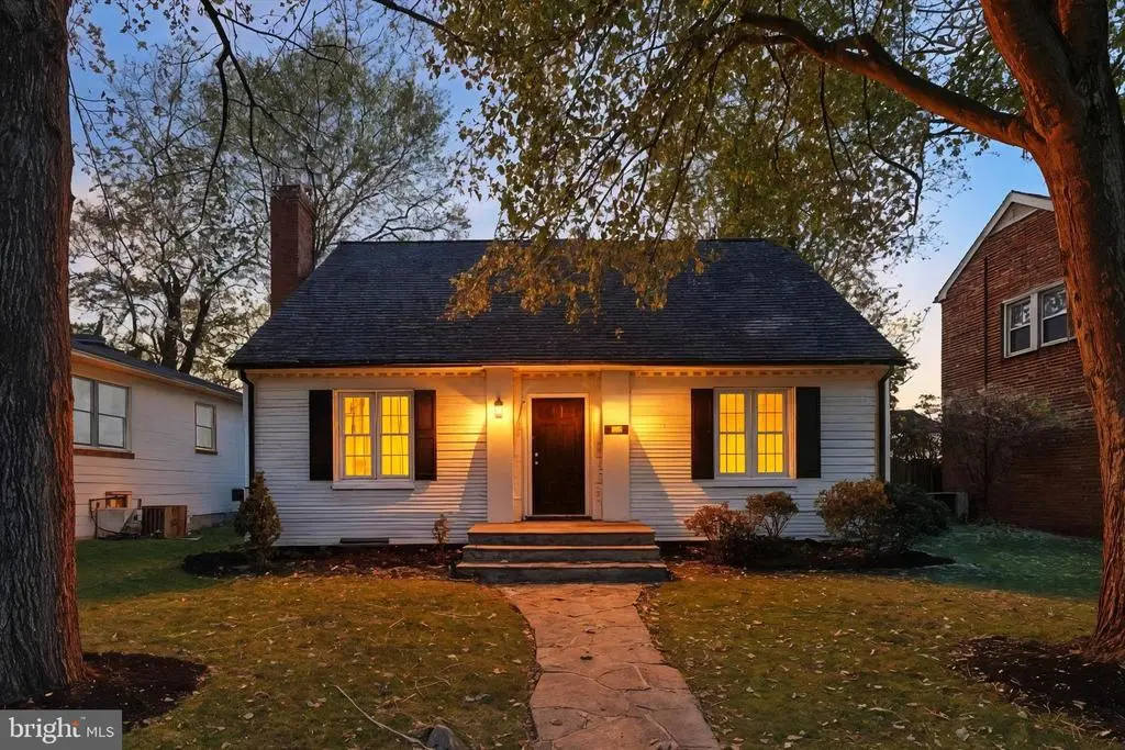 19 Dunmore Rd, Catonsville