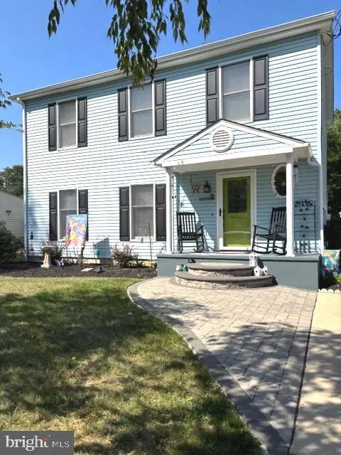 18 Wilson, BLACKWOOD