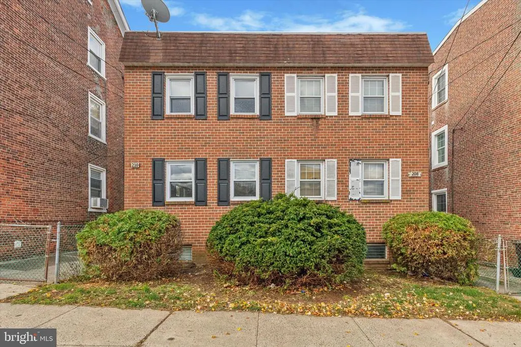 210 Holstein St, BRIDGEPORT