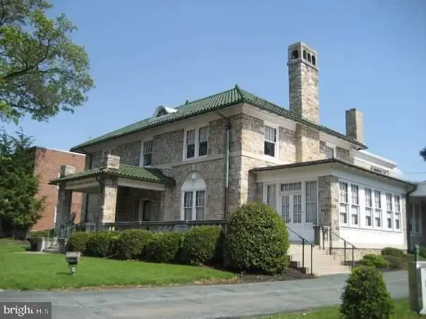 2001 Market St, HARRISBURG