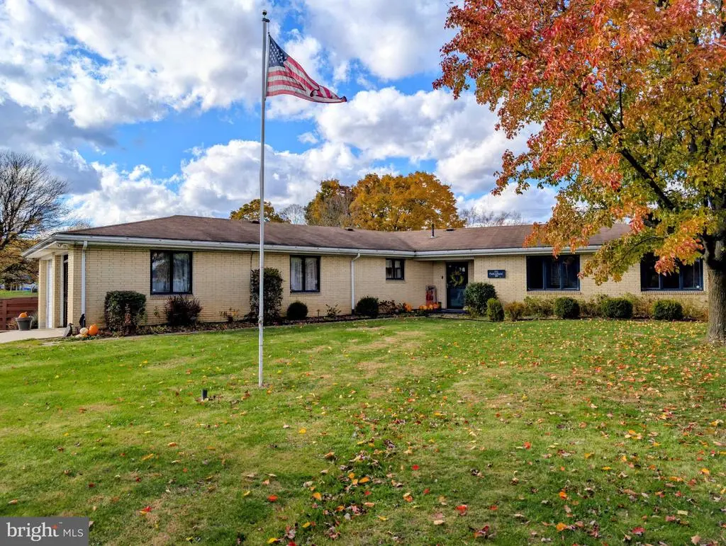 120 Fallowfield Dr, ALUM BANK