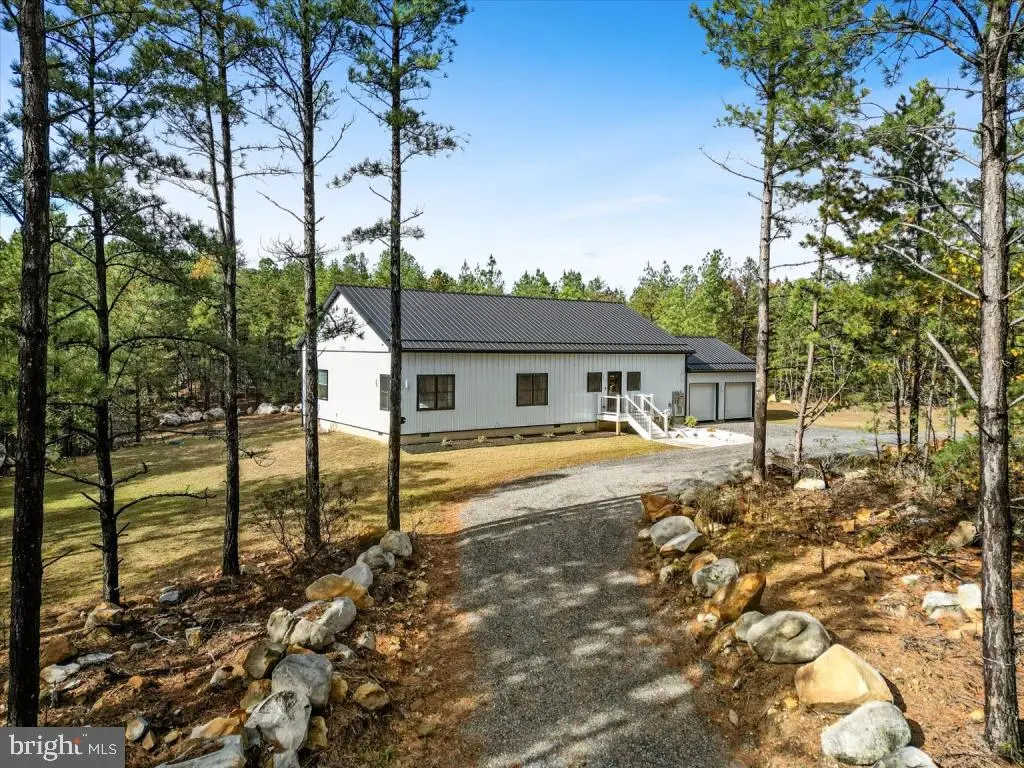 1110 Reymann Dr, YELLOW SPRING