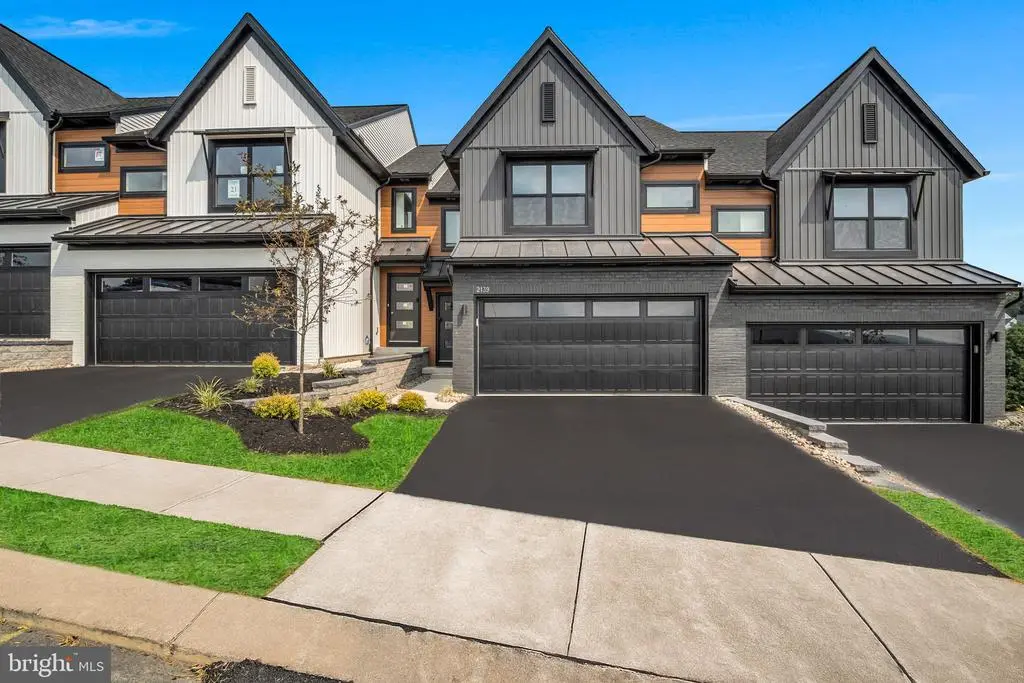 2141 S Autumn Chase Dr #021-04, MECHANICSBURG