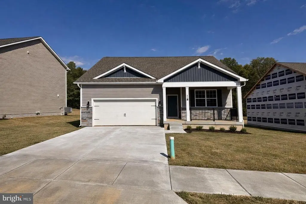 118 Erica Ln, COLUMBIA