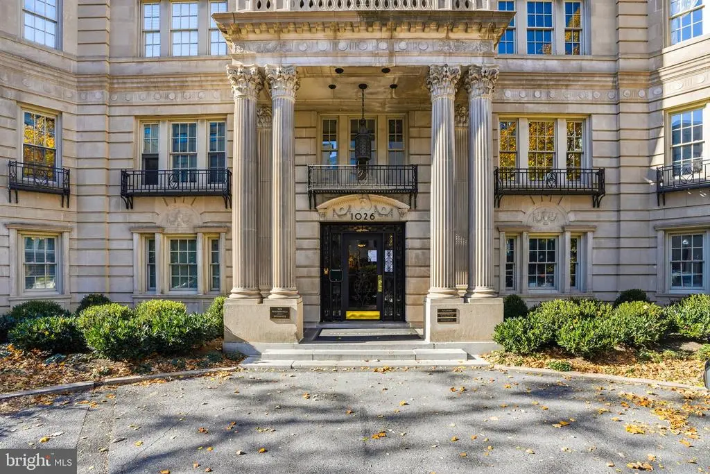 1026 16th St Nw #801, WASHINGTON