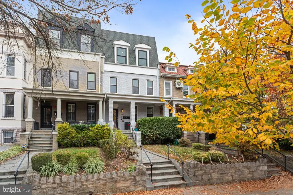 1221 Kenyon St Nw #2, WASHINGTON