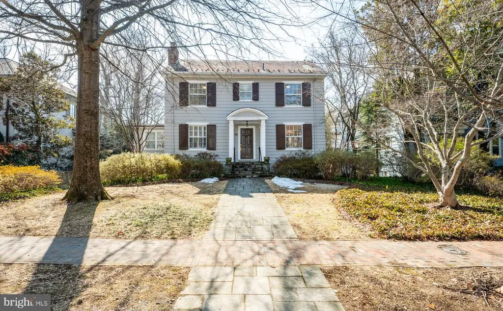 28 W Irving St, CHEVY CHASE