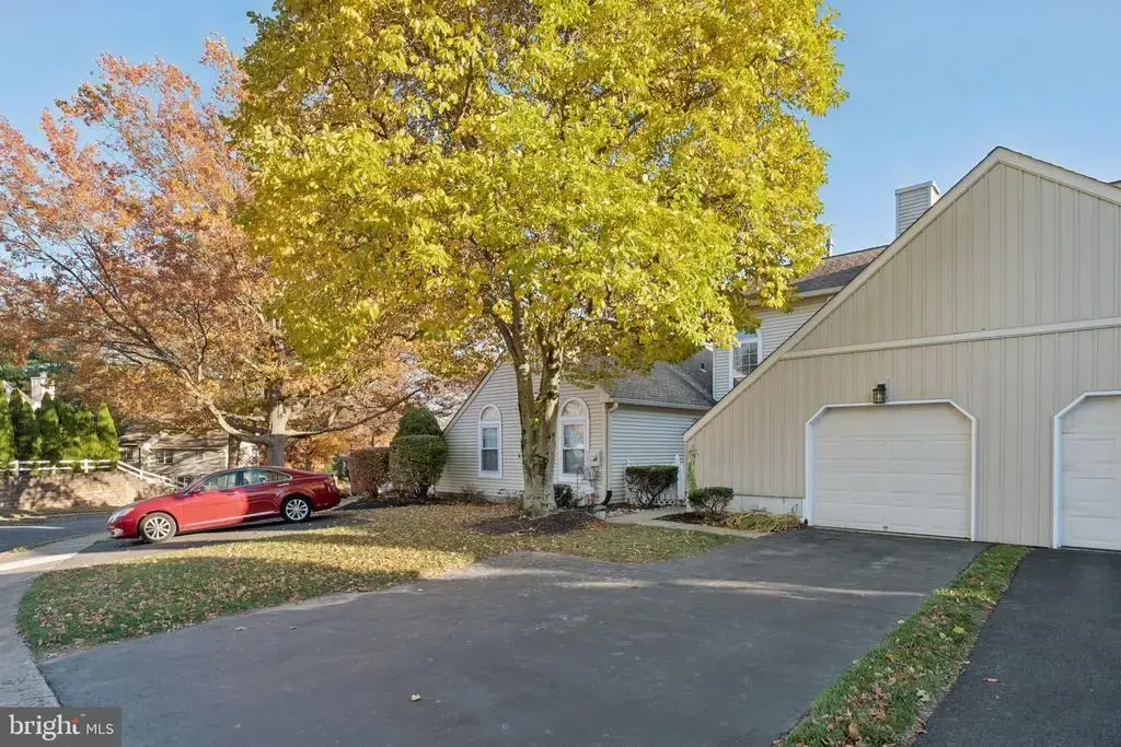 1632 Mcnelis Dr, SOUTHAMPTON