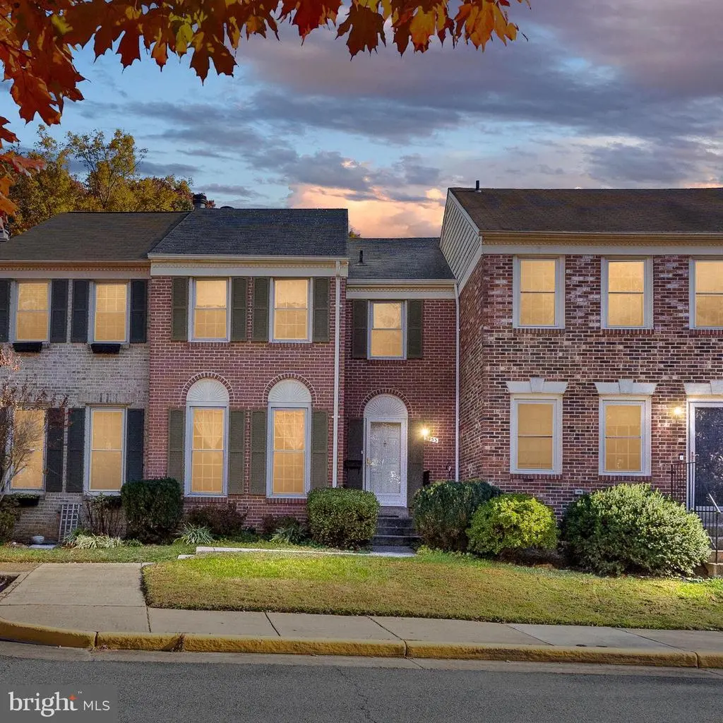 5453 Cheshire Meadows Way, FAIRFAX