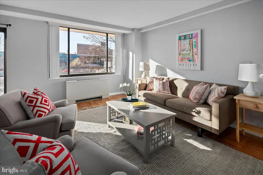 3315 Wisconsin Ave Nw #206, Washington