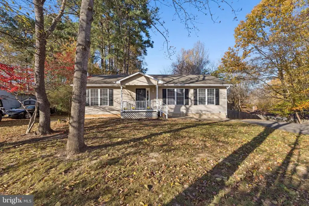 4 Chestnut Ln, STAFFORD