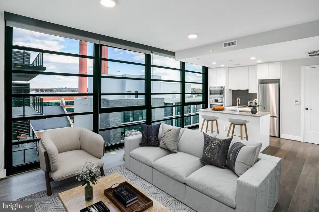 1300 4th St Se #901, WASHINGTON