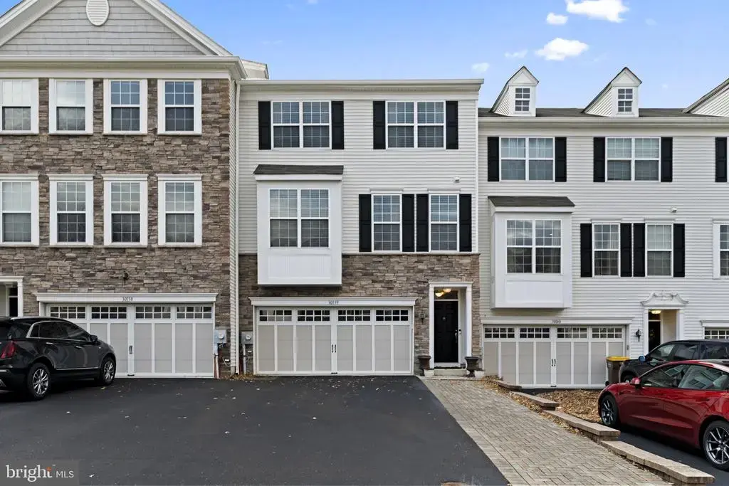 30139 Hickory Ln, LANGHORNE