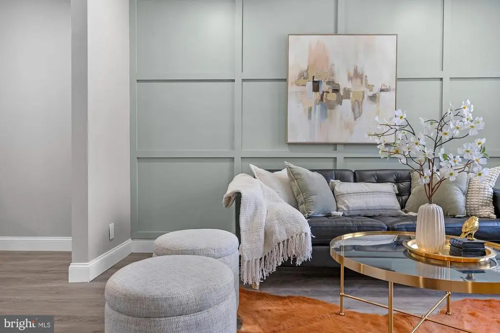 1221 Ashburton St, Baltimore