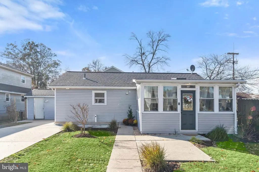 317 Londontown Rd, Edgewater