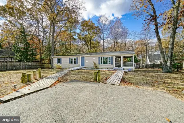 22916 Pine Rd, Lewes