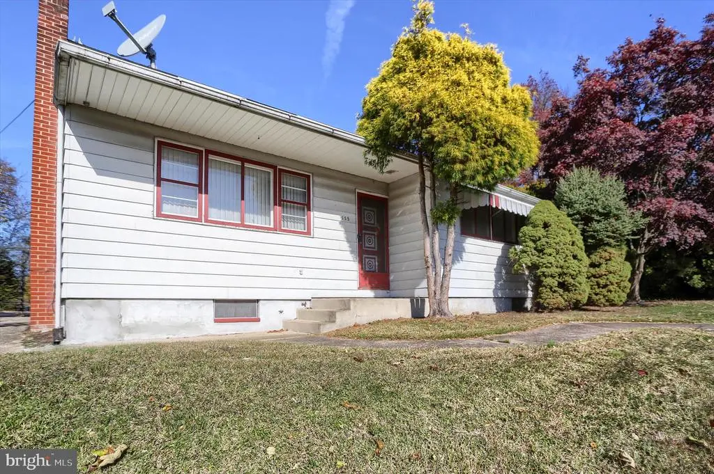 555 Pine St, Steelton