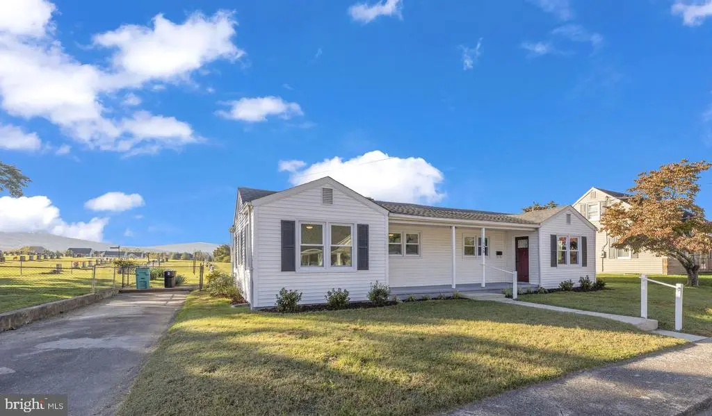 26 Young Ave, Boonsboro